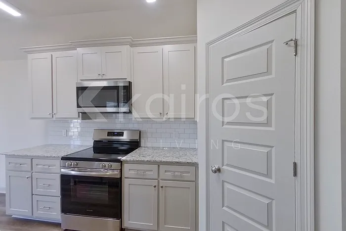 17611 Carlisle Ave — Photo 7