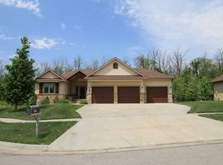 2705 Timber Ln, Hutchinson, KS 67502