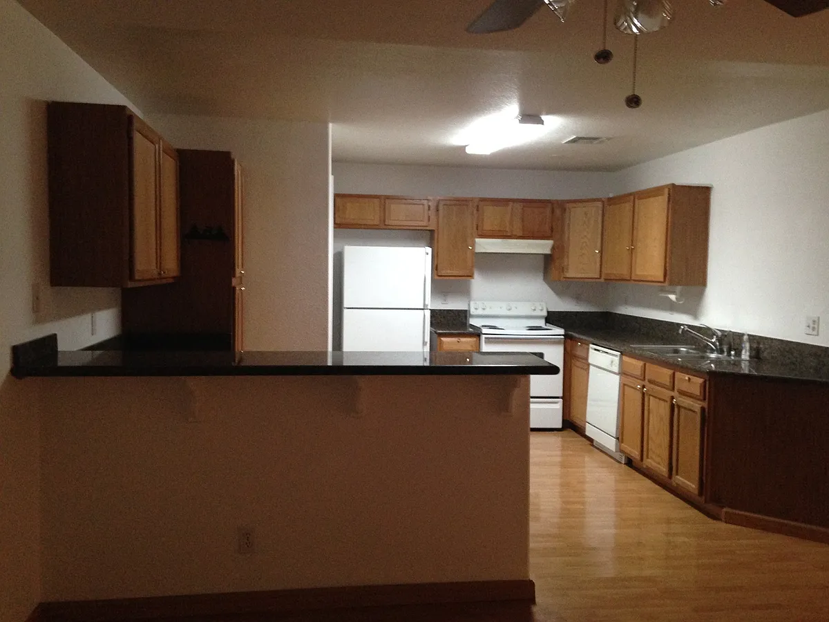 Building Photo - 7041 Doug Deaner Ave #102