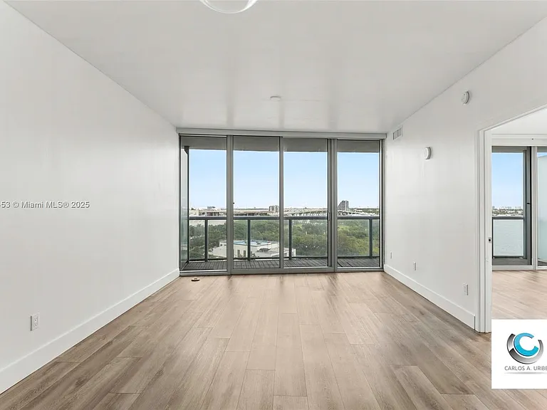 888 Biscayne Blvd #9110 — Photo 7