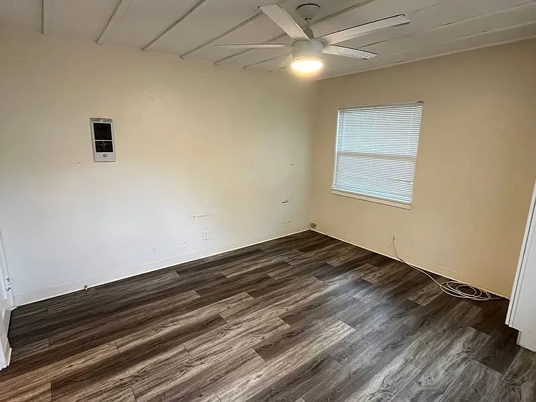 3037.5 Juniper St — Photo 3