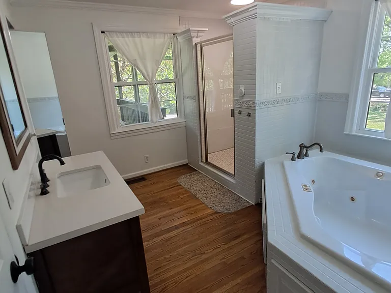 568 Valleywood Dr — Photo 16