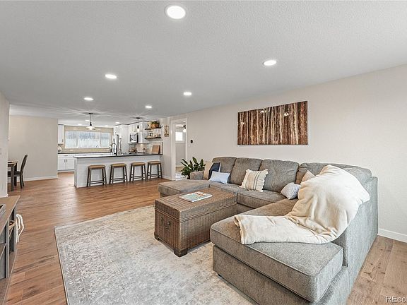 3rd image of 5320 W 40th Avenue