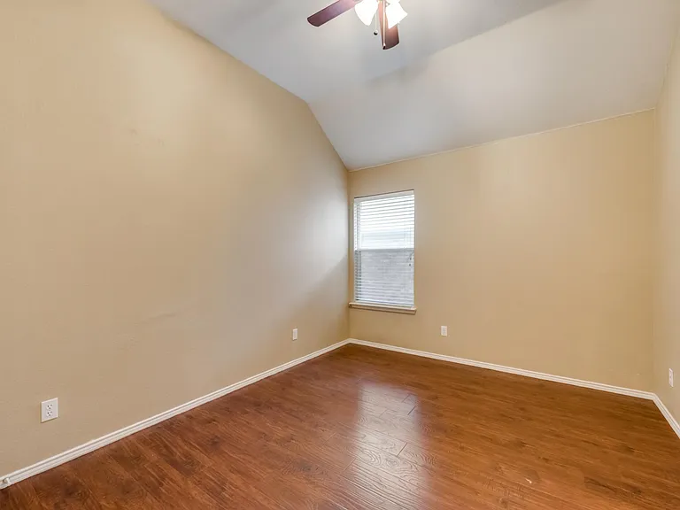 4309 Lone Rock Ct — Photo 12