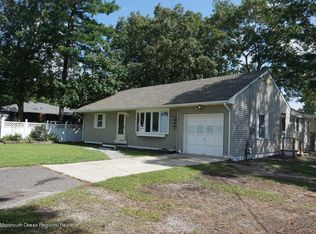 1530 Whitcomb Rd, Forked River, NJ 08731