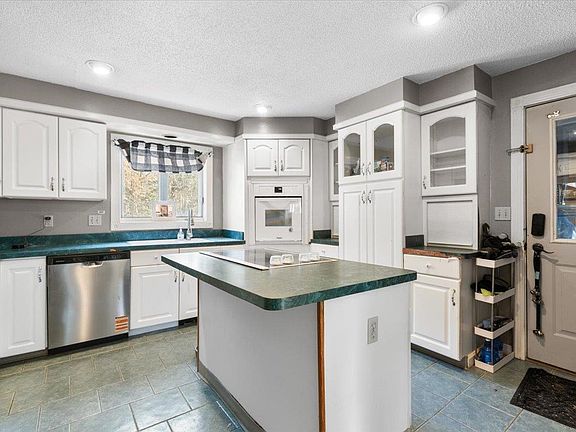 2nd image of 99 Whitefield Road