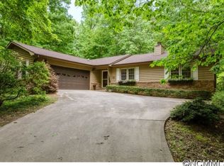 190 Beechwood Dr, Columbus, NC 28722