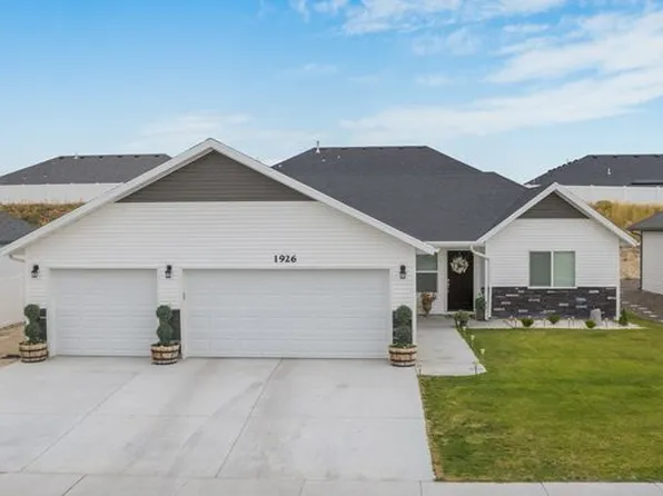 1926 Pheasant Dr, Elko, NV 89801