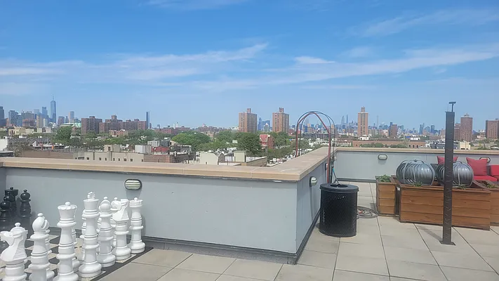 Rented by Obiajula Ugbomah, LREB | media 15