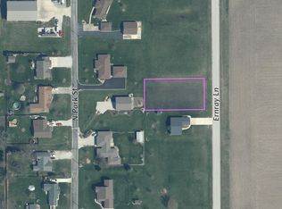 317 Ernray Ln, Gifford, IL