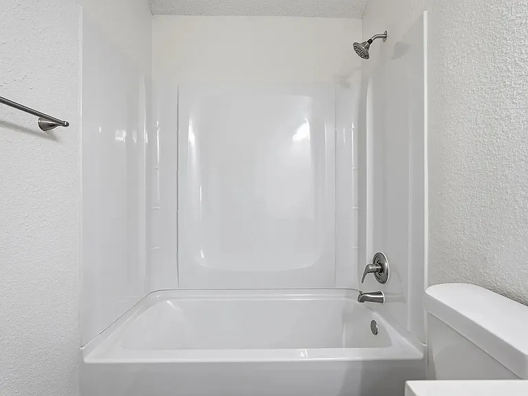 725 Parkford Ln — Photo 21