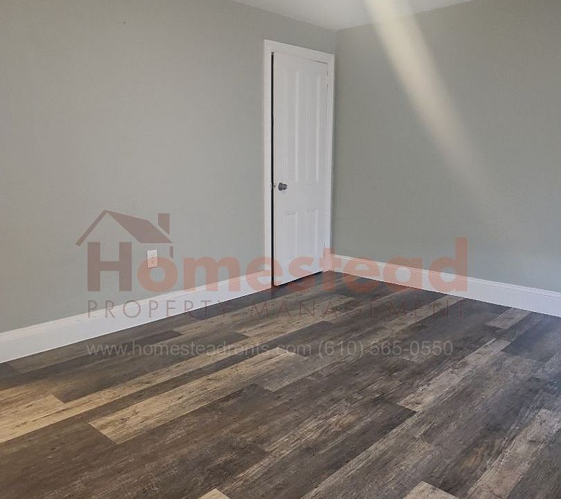 1st image of 11 E Clapier St Floor 2