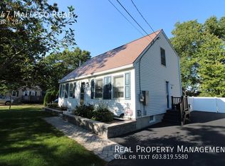 247 Mallego Rd, Barrington, NH 03825