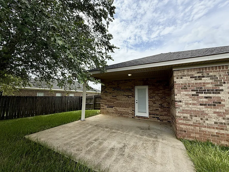 13627 Catahoula Dr S — Photo 23