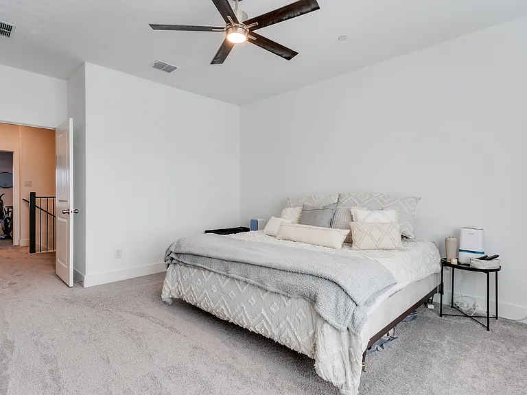 7605 Reis Ln #1 — Photo 9