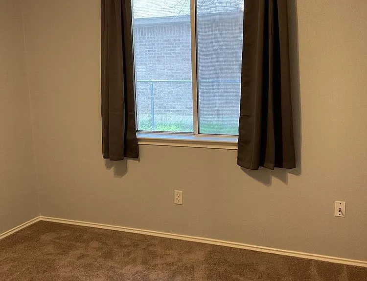 4507 Twin Oaks Cir — Photo 24