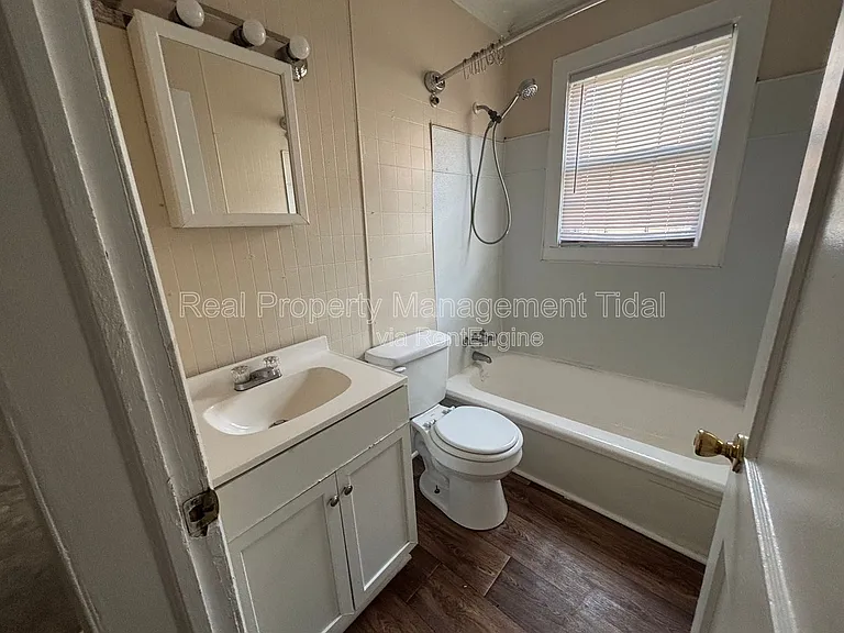 511 Randolph Rd #F — Photo 16
