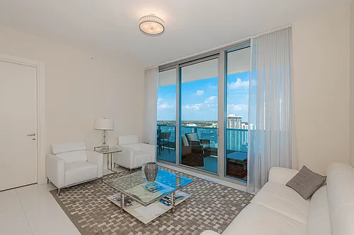 200 Biscayne Boulevard Way Photo 1