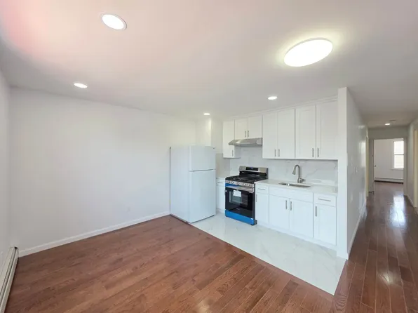 1418 Bath Ave, Brooklyn, NY