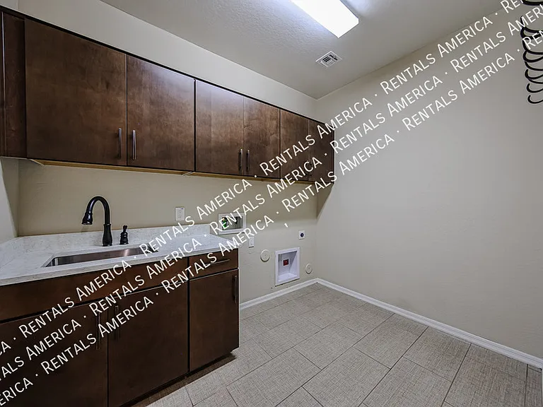 17268 W Straight Arrow Ln — Photo 22