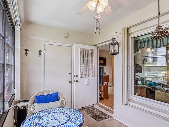 5th image of 302 Pine Ridge Circle #A-2