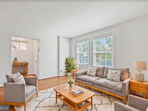 5520 Chillum Pl NE, Washington, DC 20011