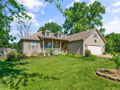 1302 S Independence St, Harrisonville, MO, 64701