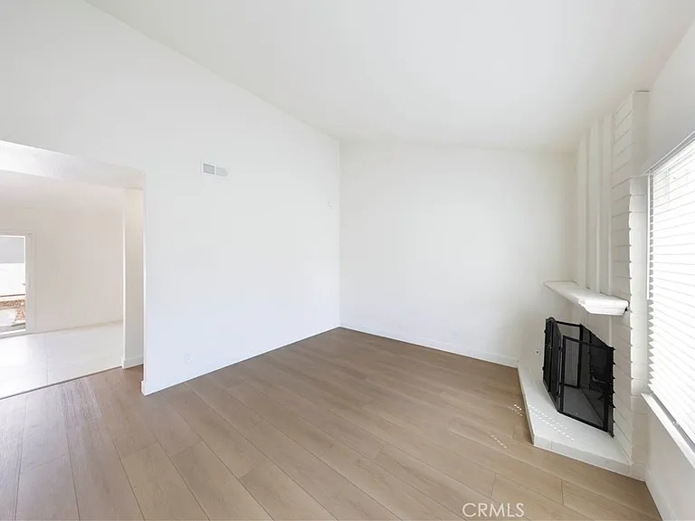 1101 Napa St — Photo 2