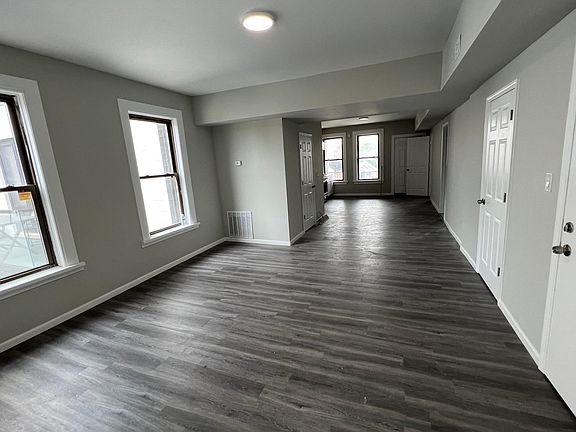 3rd image of 1707 W Chicago Ave #1707/3