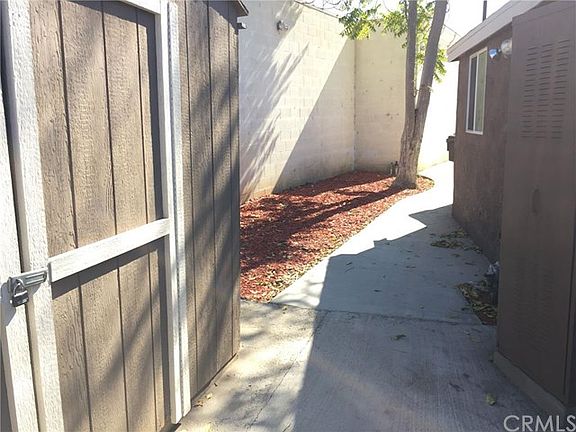 5th image of 535 E 25th St