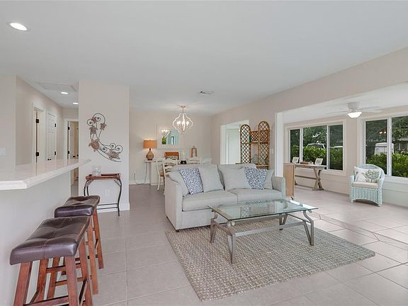 2nd image of 320 Gulf Blvd #1A