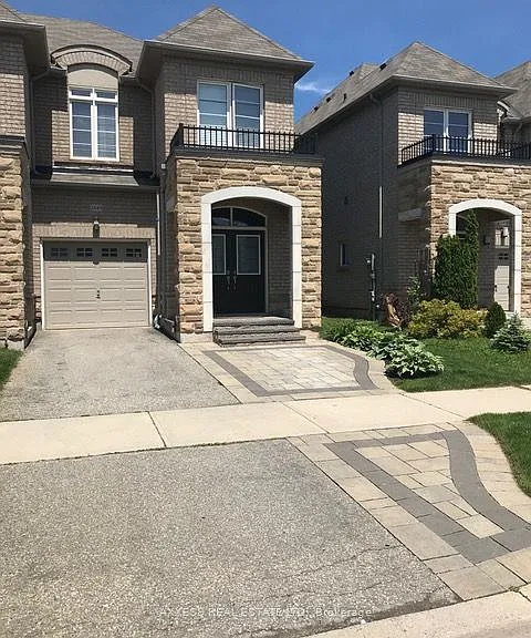 2449 Grand Oak Trl — Photo 1