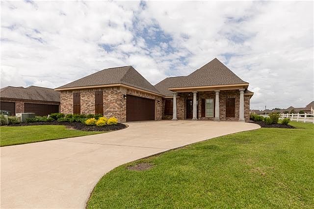 1st image of 6102 Myrtle Bay Way