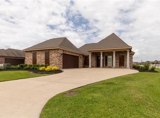 6102 Myrtle Bay Way, Lake Charles, LA 70605