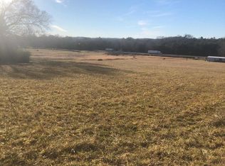331 County Rd, Sweetwater, TN 37874