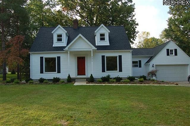 1st image of 771 Crestview Dr