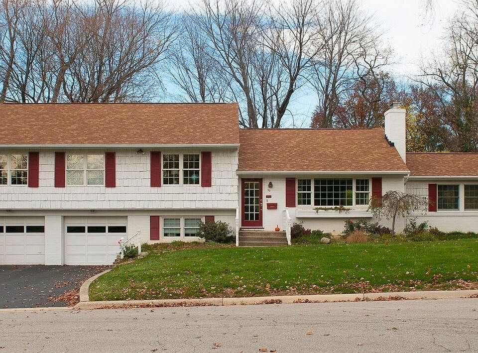 1st image of 90 Wilson Dr