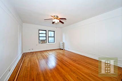 2nd image of 504 Grand St APT B32
