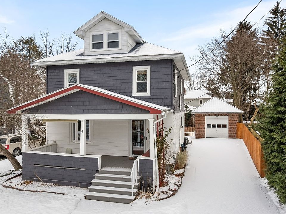 1st image of 4 Brintnall Pl