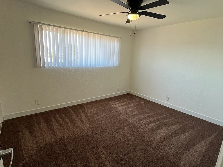 1320 W 225th St #3 — Photo 18