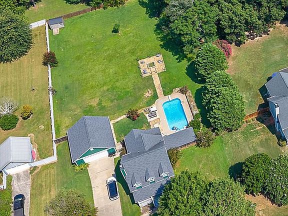 3rd image of 294 Brickyard Rd