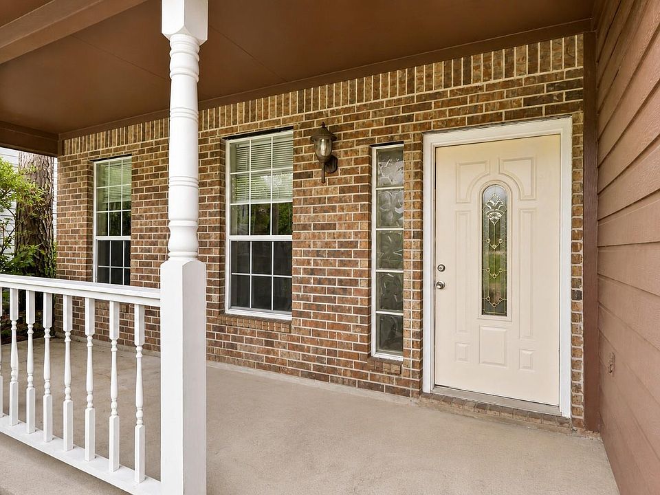 1st image of 527 Aweigh Dr