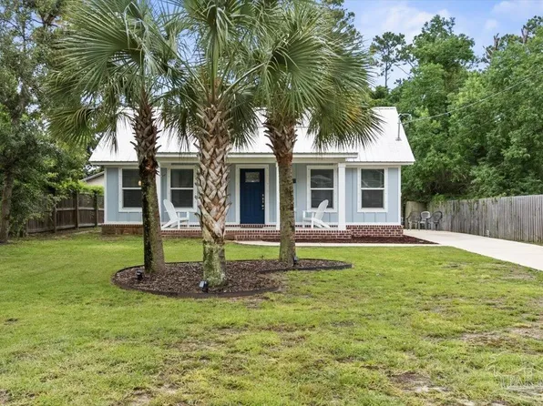 5397 Spruce St, Gulf Breeze, FL 32563