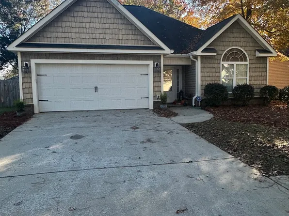 304 Madison Place Pkwy, Byron, GA 31008