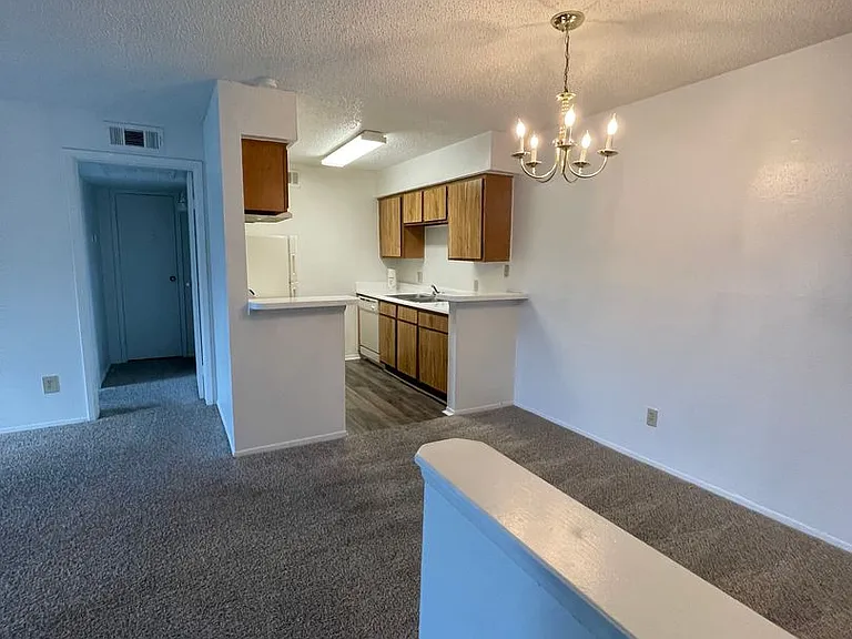 Ashley Crest — Photo 58