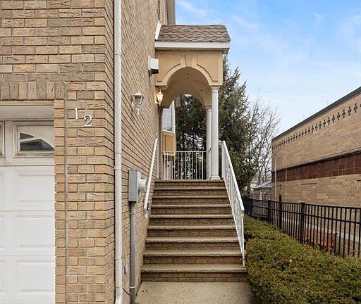 2nd image of 12 Liberty Ct