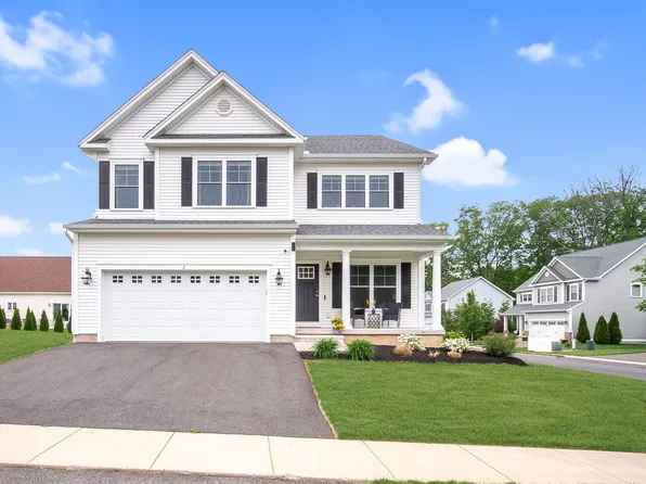 2 Redwood Lane, Southington, CT 06489