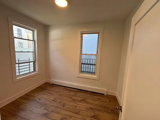 Bedroom, photo 3