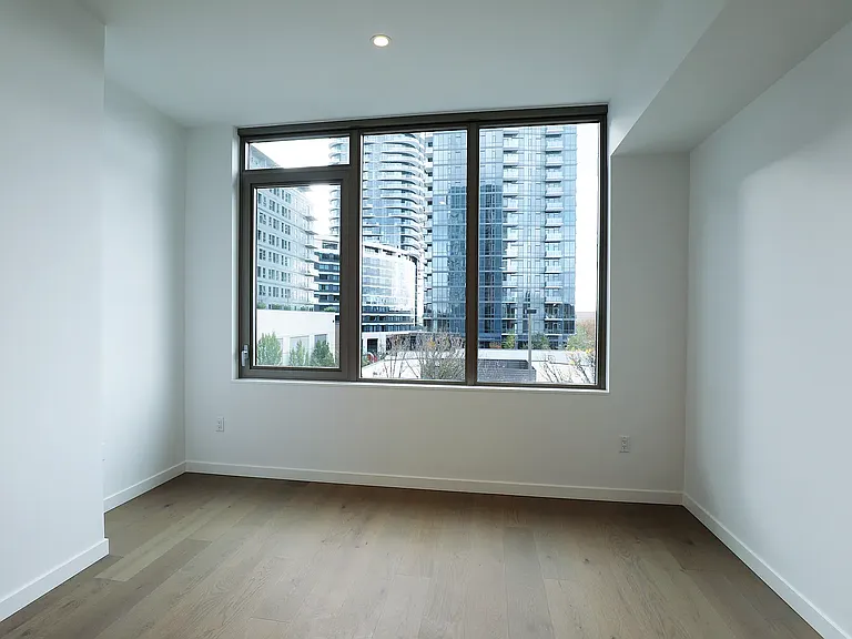 10232 NE 10th St #311 — Photo 6