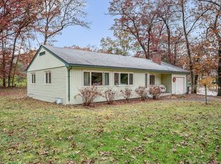 10 Diamond Trl, North Chelmsford, MA 01863